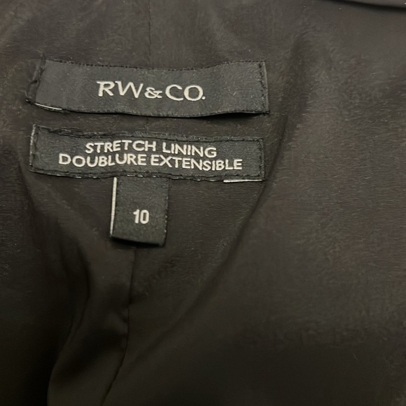 RW&CO Floral Skirt - Picture 3 of 3